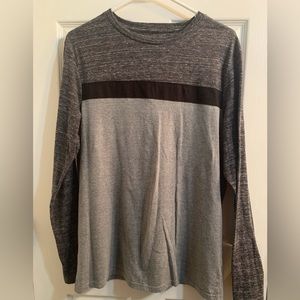 Urban pipeline long sleeve tee